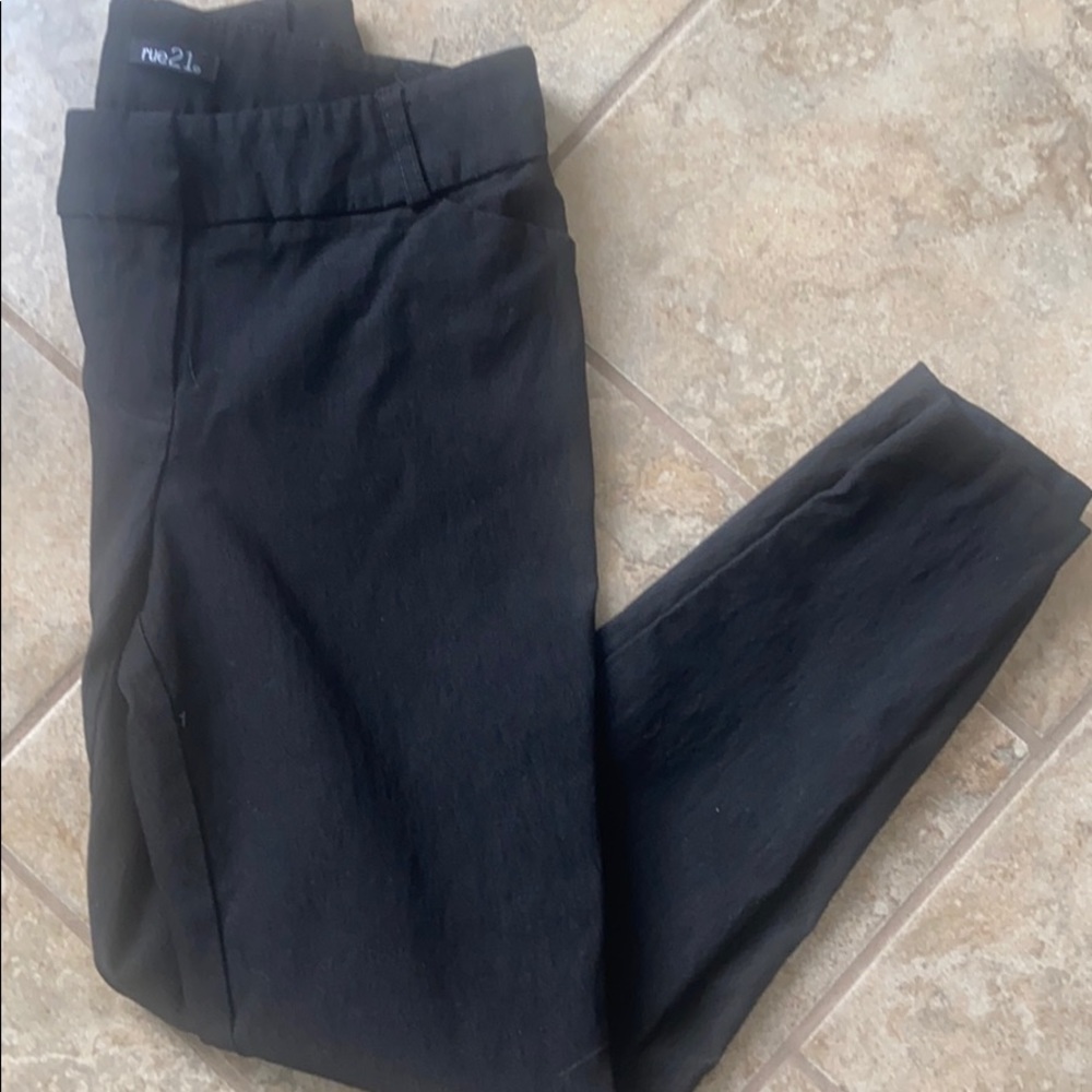 Rue 21 Stretchy Ankle length Dress Pants